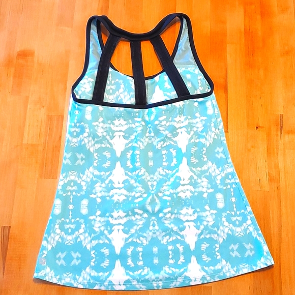 Fabletics Top - Picture 4 of 11